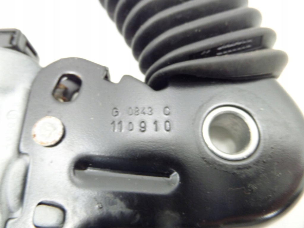 фото №2, 2011 mini one - cooper clubman r55 пряжка поперечина передний 7211591