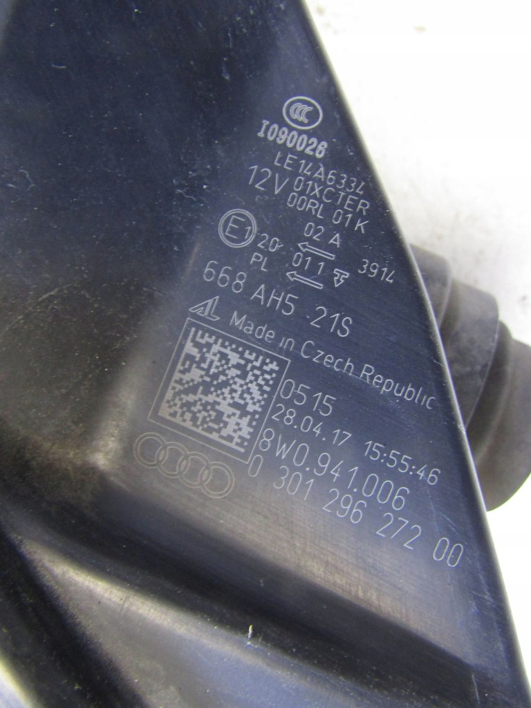 Audi a4 b9 фара правый  перед ксенон led 8w0941006 в Украине