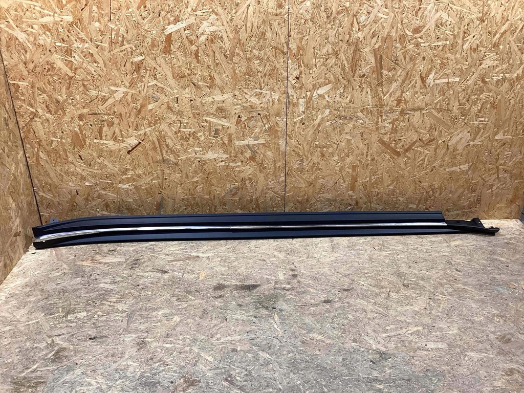 фото №1, Porsche panamera 971 2017 права сторона поріг