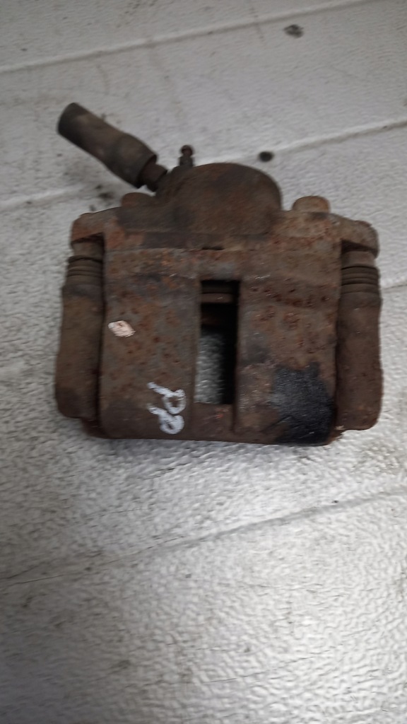 фото №1, Суппорт правый перед renault clio iii 06r 1.5dci