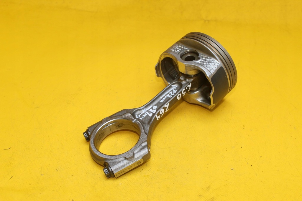 фото №1, Поршень шатун subaru forester 2.5 b fb25