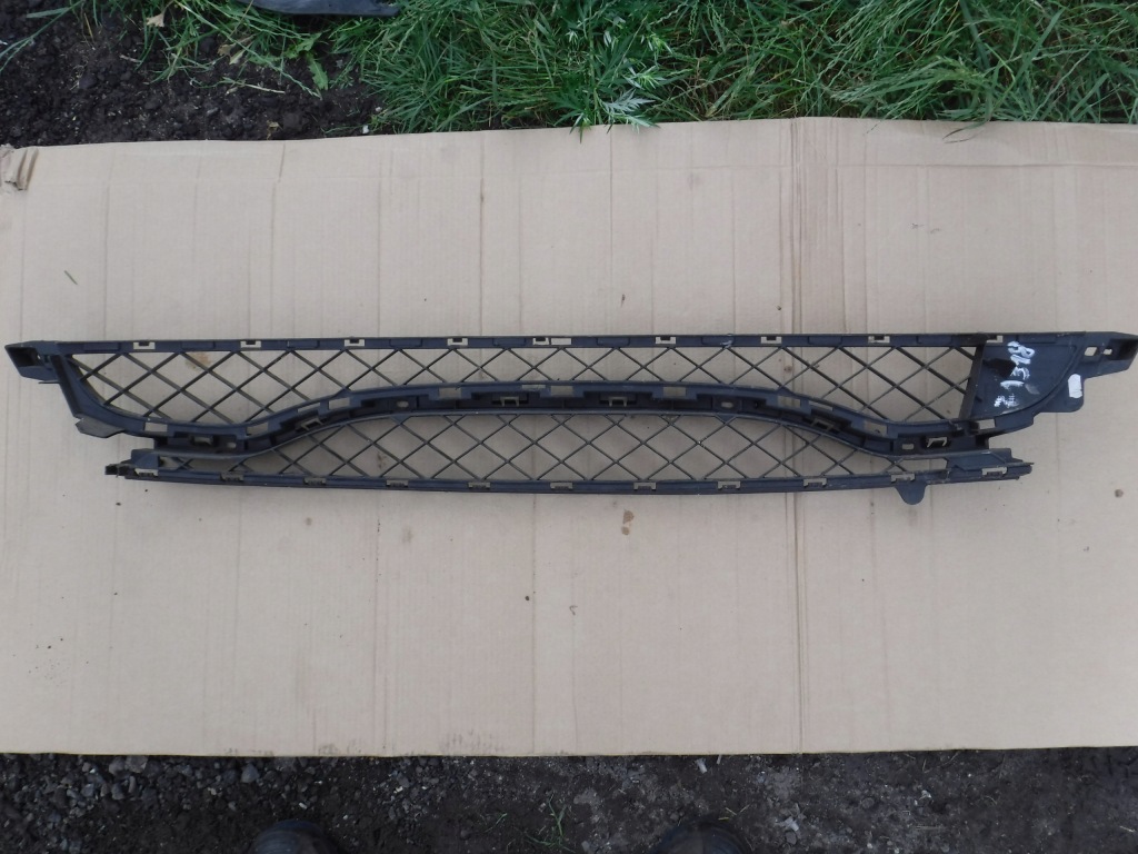 Решётка бампера перед renault clio iv rs Оригинал