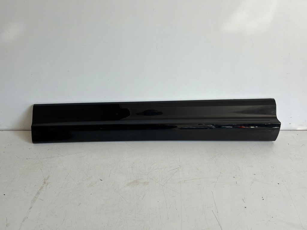 фото №1, Audi q8 4m8 молдинг дверь левый перед 4m8853959d