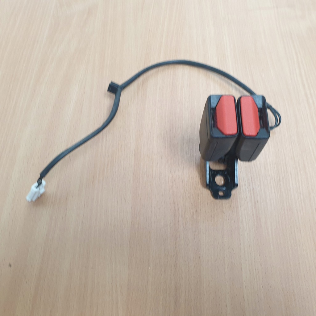 фото №7, Pas безопасности клипса поперечина задняя citroen ds5