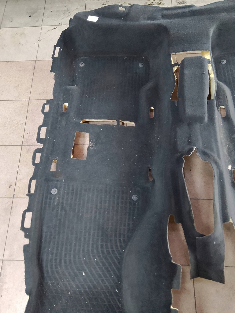 фото №8, Audi a6 c7 avant коврик обшивка пол салона czarna 4g1863021