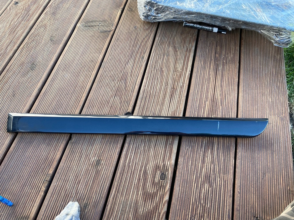 фото №1, Молдинг дверь левый задняя 452-46 volvo v50 lift