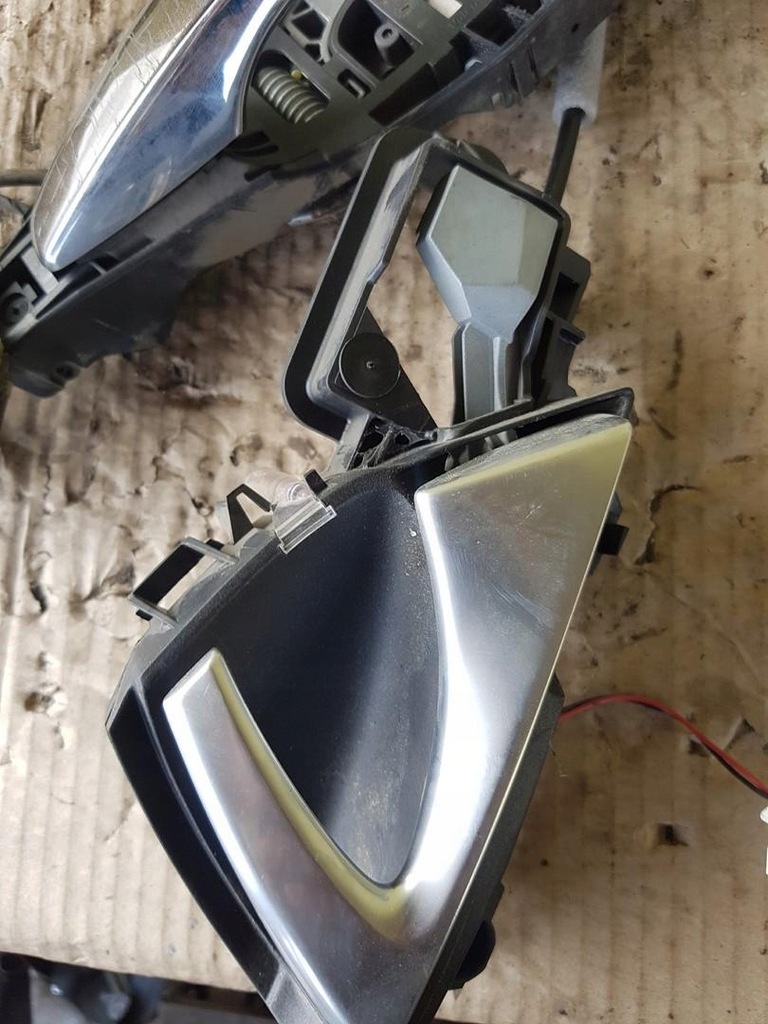 фото №9, Ручка замок правий перед led citroen ds5