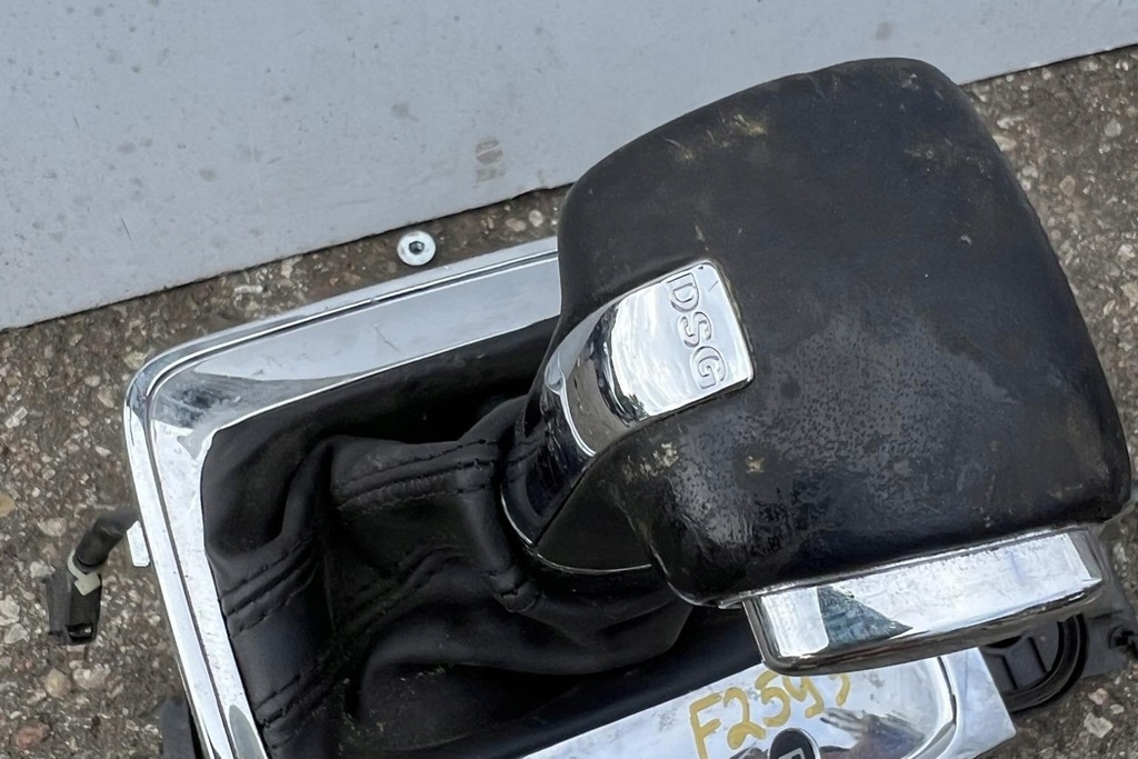 фото №10, Механизм переключения передач vw passat cc 357 3c2713025h 2009