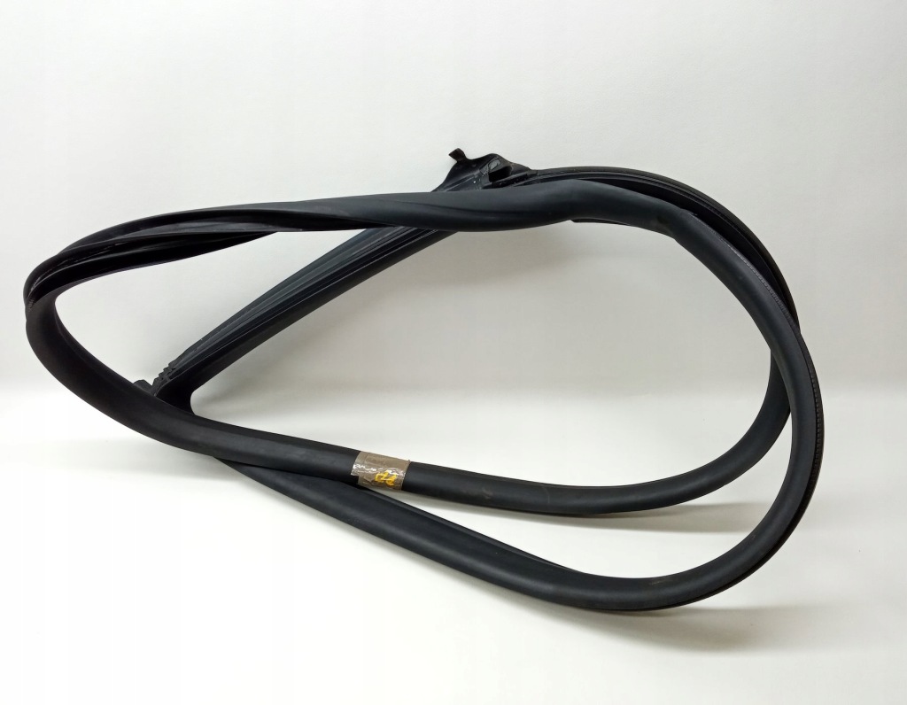 фото №1, Прокладка дверь левая передняя maserati ghibli iii