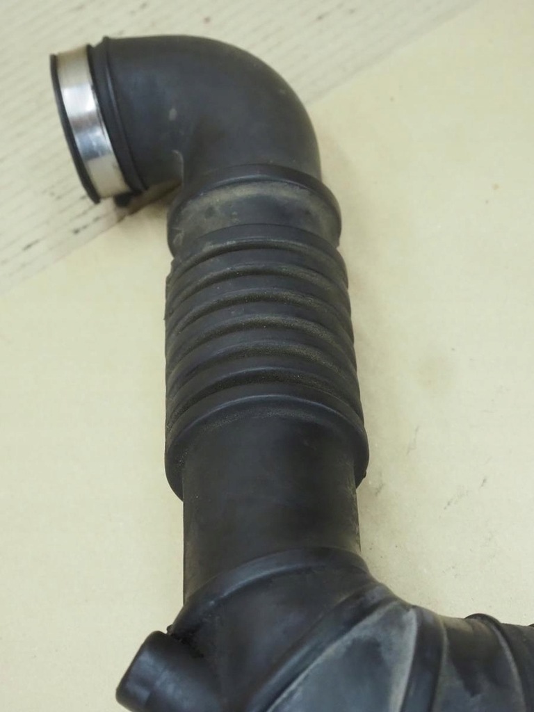 фото №11, Труба воздухозаборник турбины hyundai h1 2.5td