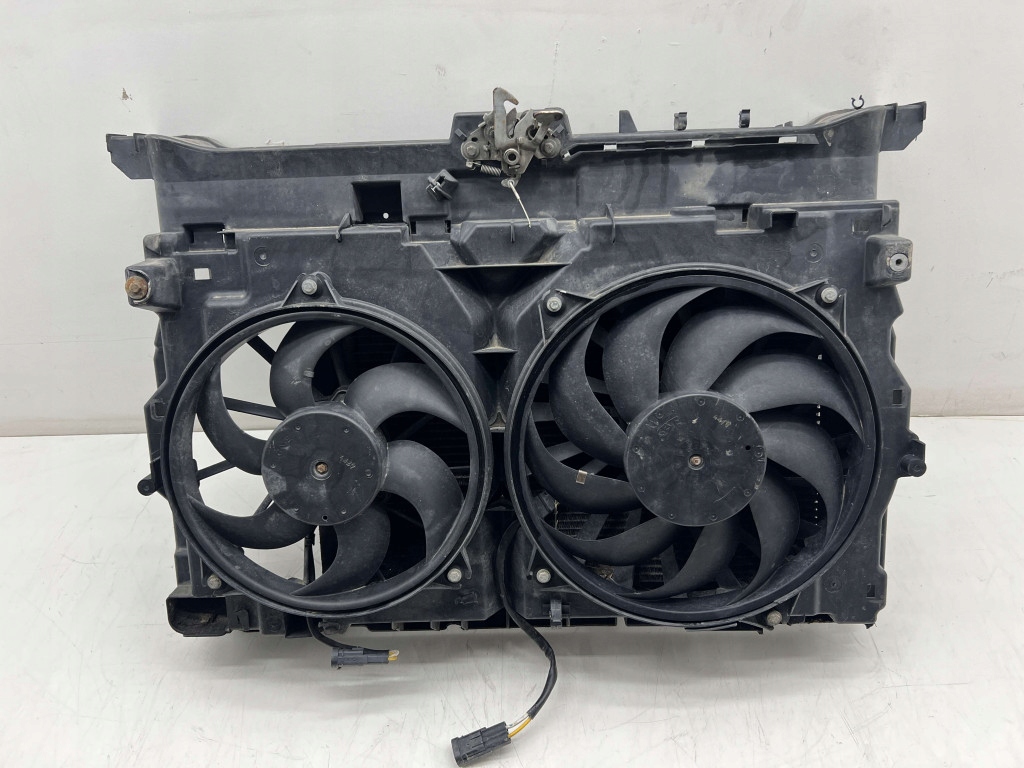 фото №1, Fiat scudo ii expert jumpy 2.0 hdi усилитель pas передний