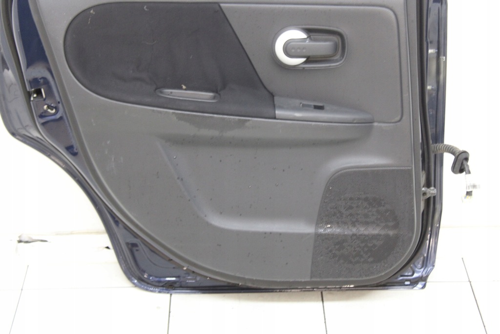 фото №8, Дверь левая задние левый задняя nissan note e11 2006r- bw9 - код лакокрасочного покрытия