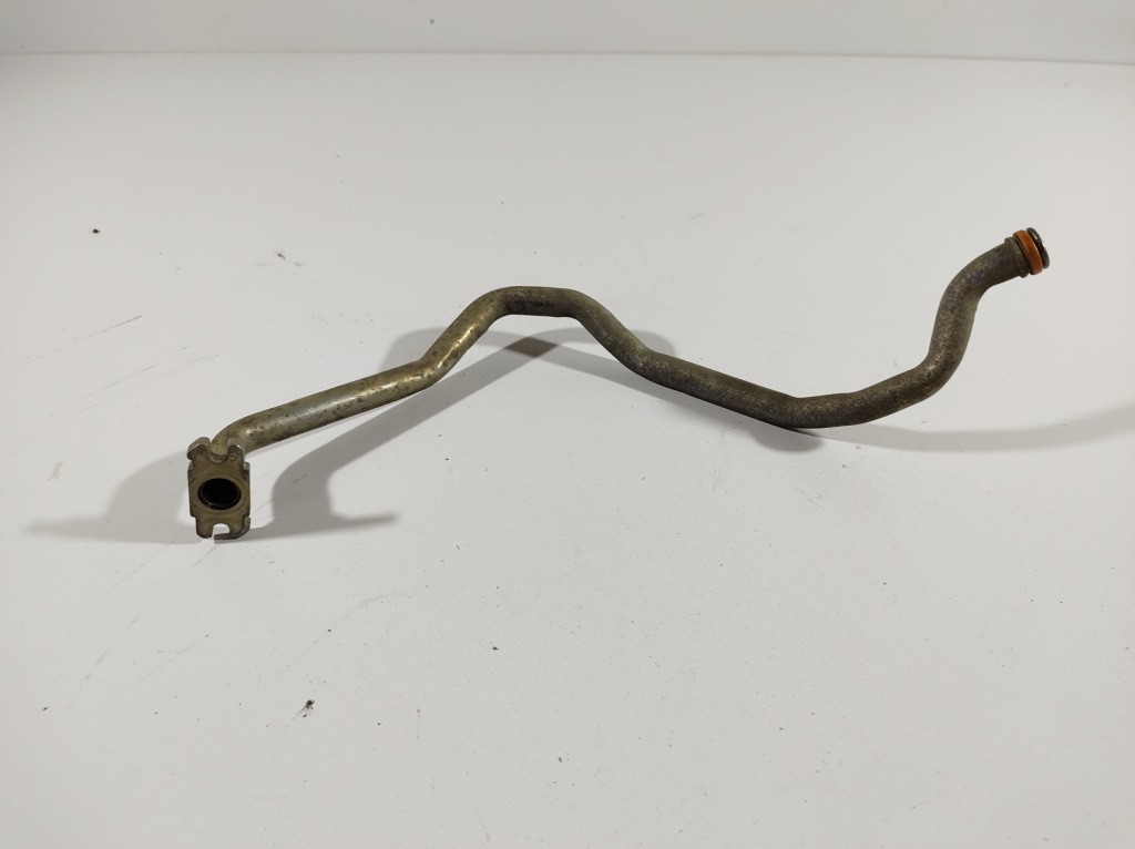 фото №6, Volvo v40 2.0 d4 12- трубка масла турбины