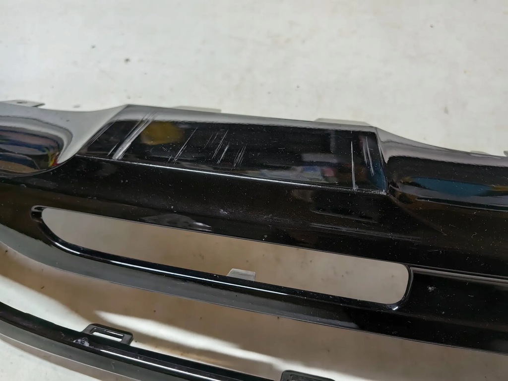 фото №7, Mercedes gla w247- спойлер, накладка бампера перед