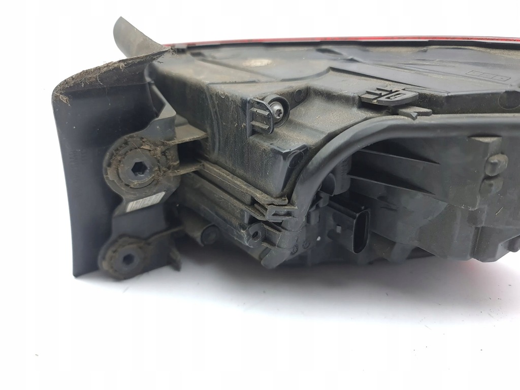 фото №6, Audi a4 s4 b9 2017 ліва сторона лампа задня