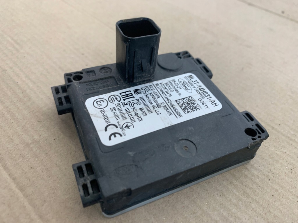 фото №9, Ford mustang mach-e 2021r rwd 75.7 kwh датчик мертвого pola левый перед