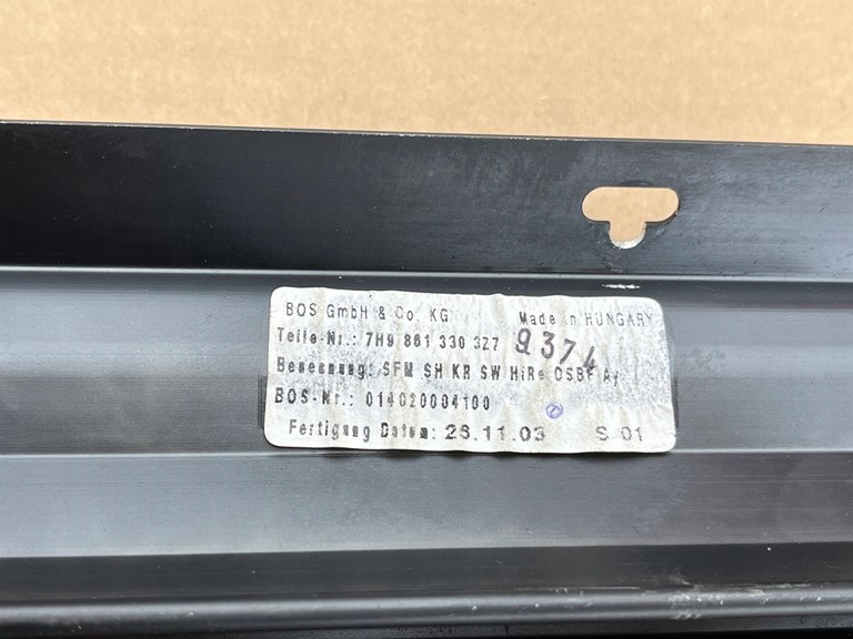 фото №10, Шторка сетка правый задняя короткий vw t5 lift t6 caravelle multivan 7h9881330