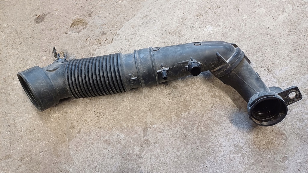 фото №1, Opel crossland 1.2 b шланг воздуха 9807939780