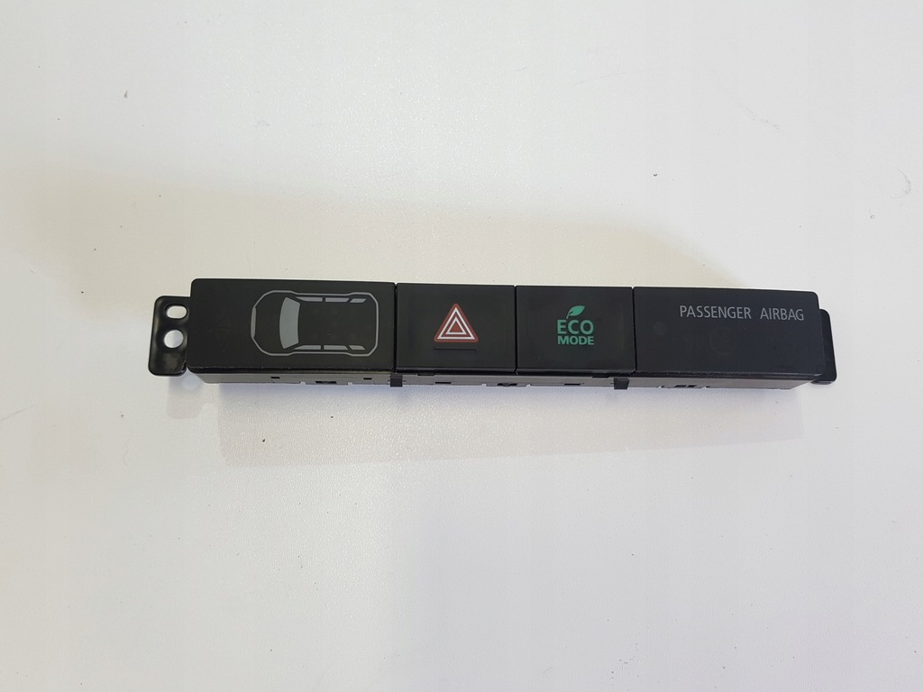 фото №1, Outlander iii phev панель переключатель аварийных