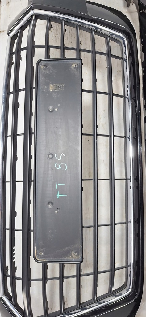 фото №9, Audi tt 8s0 14- бампер передний перед обычный решётка радиатора