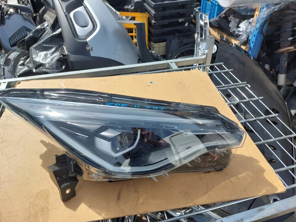 Купить Фара передняя правый  renault zoe 2 рестайлинг  22- full led