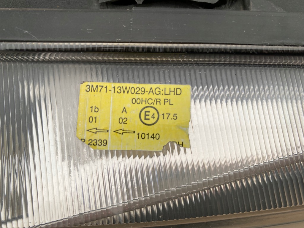 Фара фара правий перед mazda 2 2 1 5d hb + вкладиш - 3m71-13w029-ag Київ