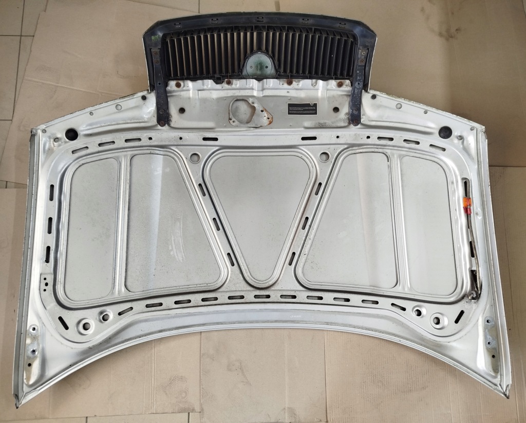 фото №5, Капот крышка двигателя skoda fabia 2006