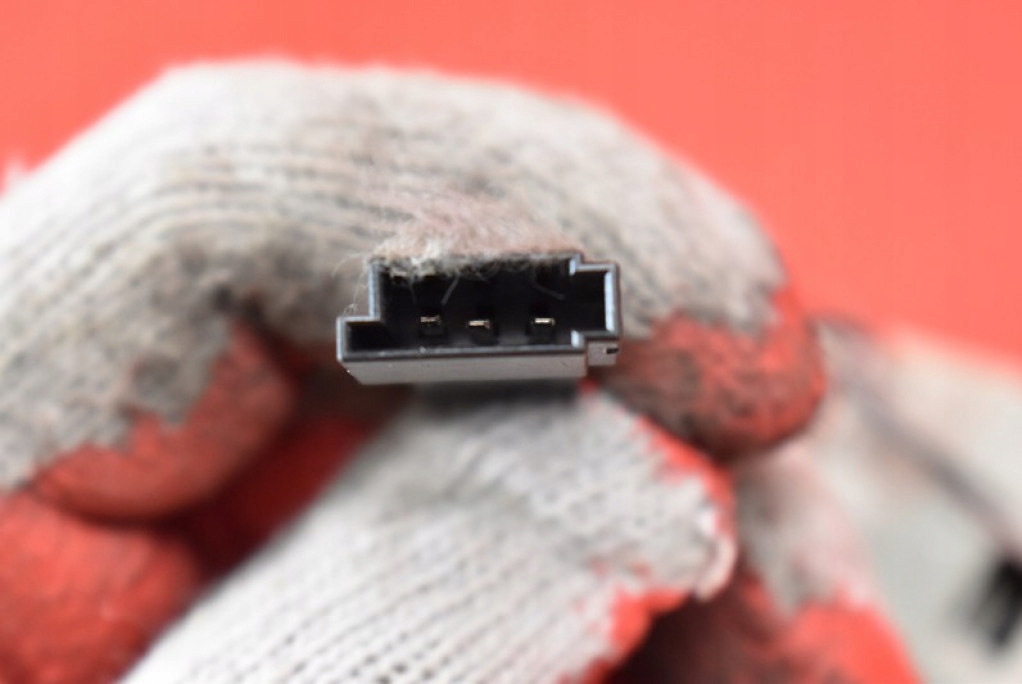 фото №7, Лампа освещение салона задняя 4642575 saab 9-3 93 2 ii kombi lift 02-11