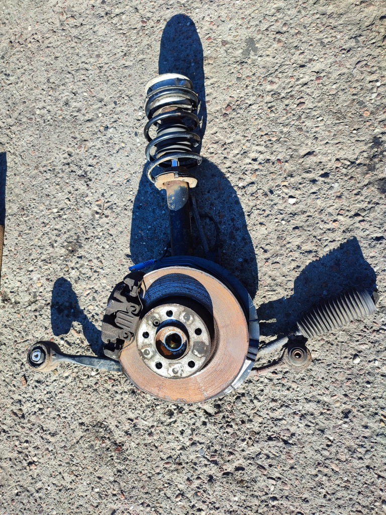 фото №5, Bmw e84 x1 права поворотний кулак важіль амортизатор x-drive