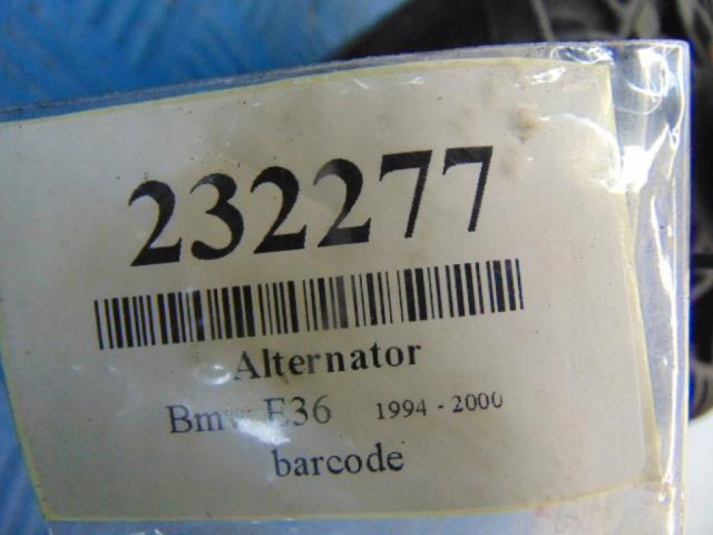 Bmw e36 седан 1.8b генератор Київ