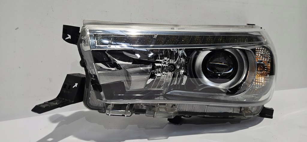 фото №1, Лампа левый перед led линза toyota hilux viii 15-20 оригинал