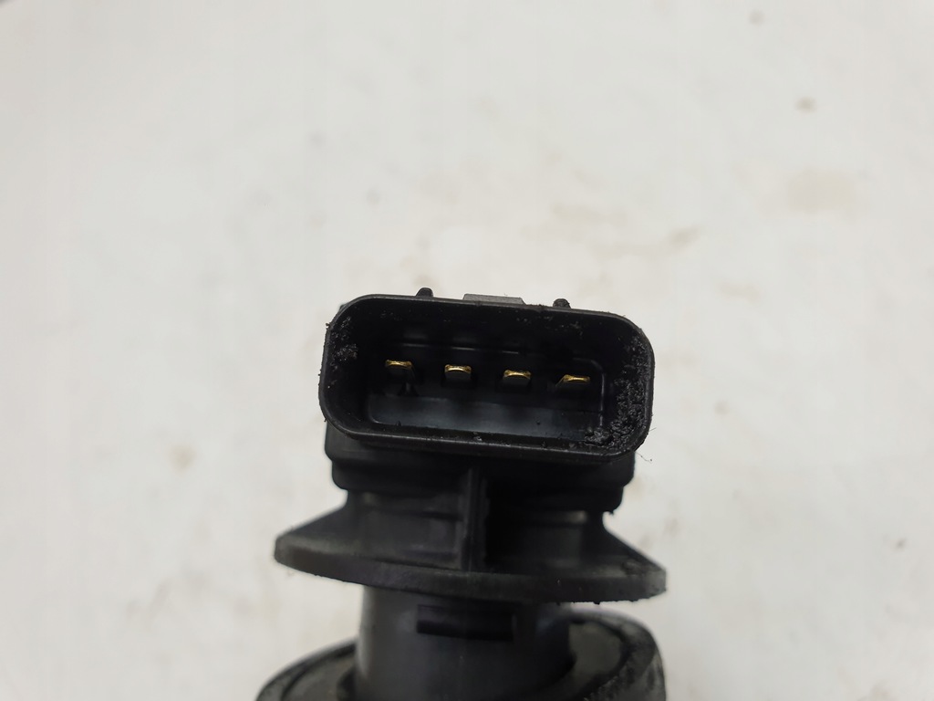 фото №7, Toyota yaris i 1.0 vvti катушка зажигания оригинал