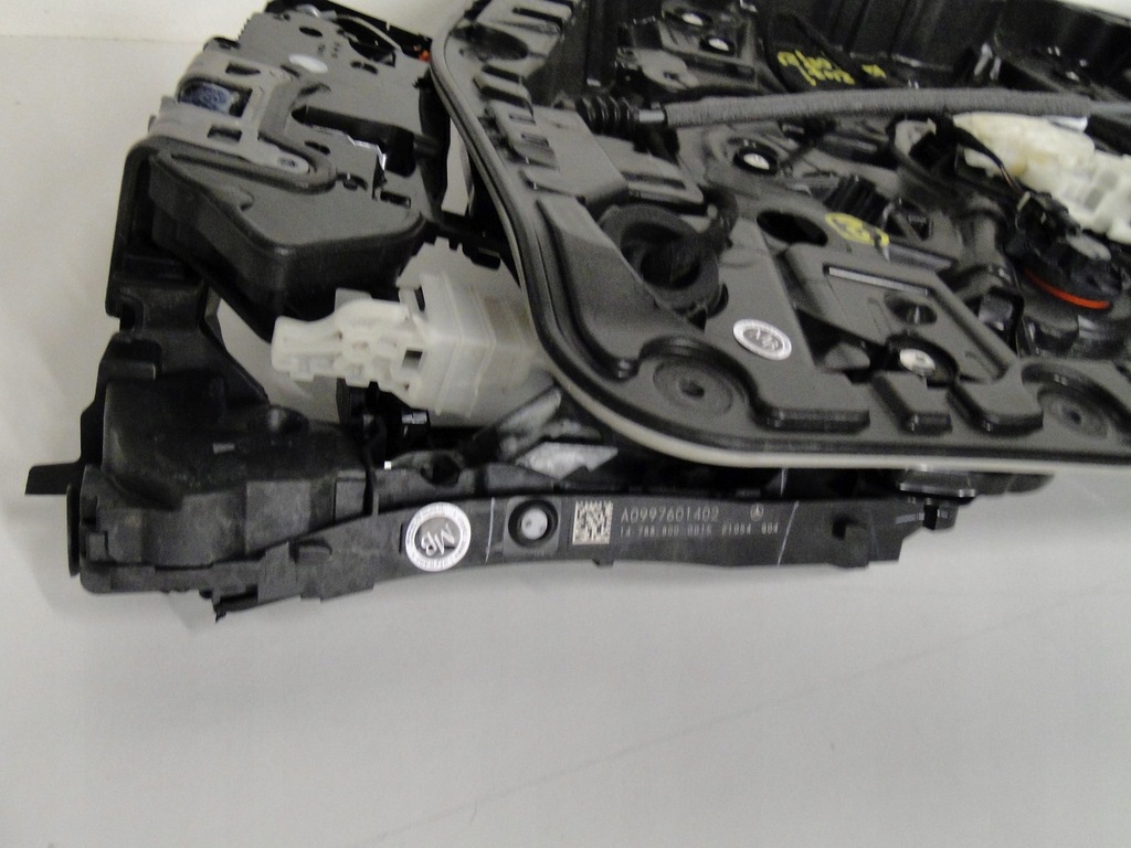 фото №13, Mercedes glb x247 247 вкладиш двері передні праве підйомник замок динамік