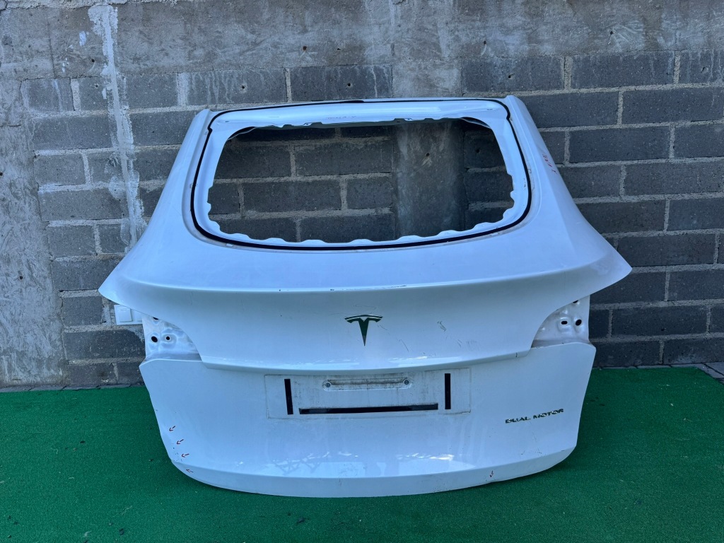 Купити Tesla y 20- кришка багажника багажника оригінал  eu