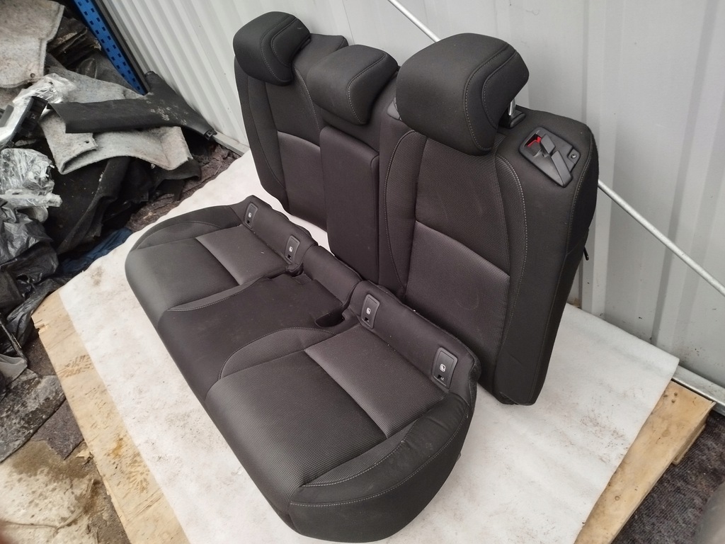 фото №8, Mazda cx-30 19- сиденья заднее сиденье