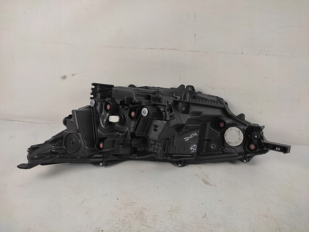 фото №8, Toyota bz4x лампа правая передняя перед full led 2022-