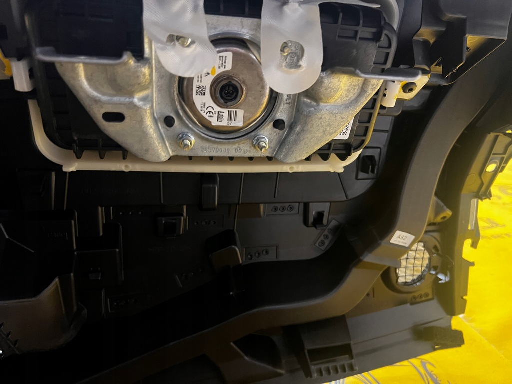 фото №12, Приборная панель приборная приборная панель 2x подушка безопасности подушка водителя dacia sandero iii 3