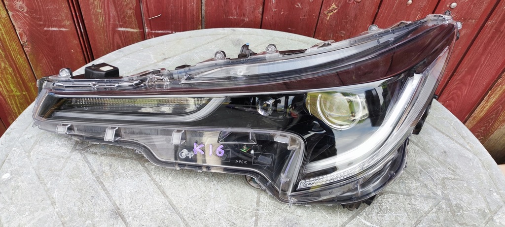 фото №1, Corolla e21 лампа левая перед full led комплектная