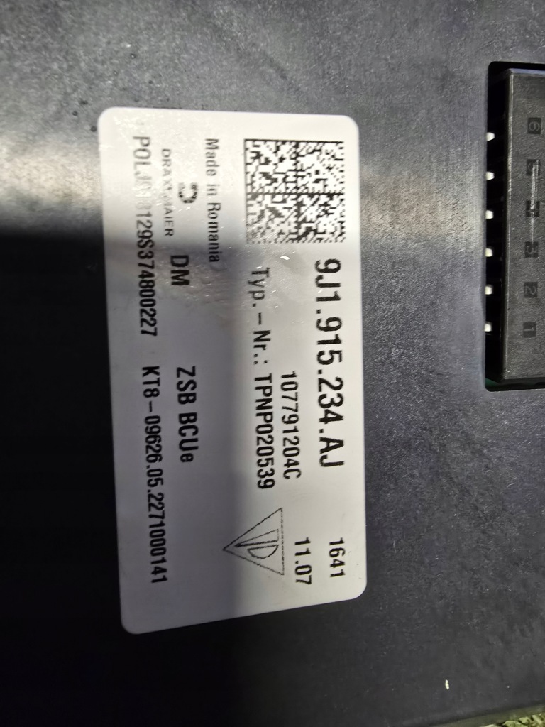 фото №4, Модуль управляющий аккумулятором porsche taycan 9j1