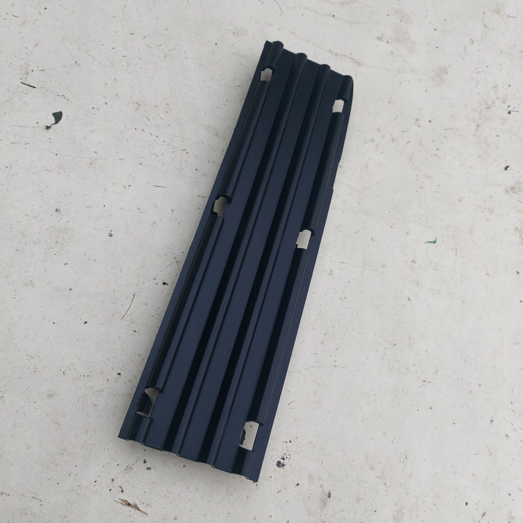 Купить Решётка бампер перед правая partner berlingo 08-