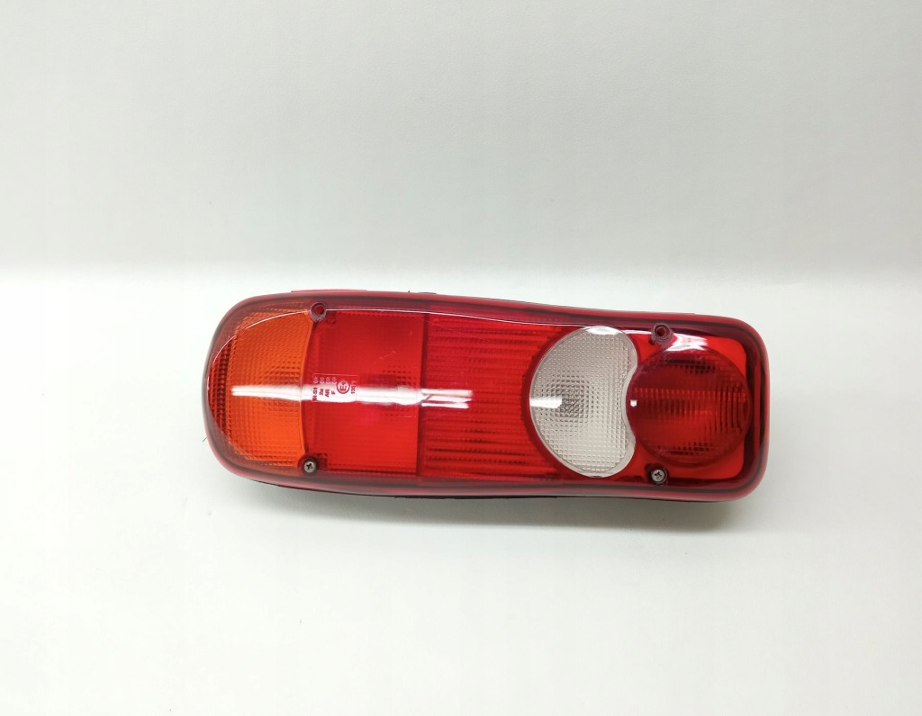 Купить Лампа левая задняя mitsubishi canter 3c13