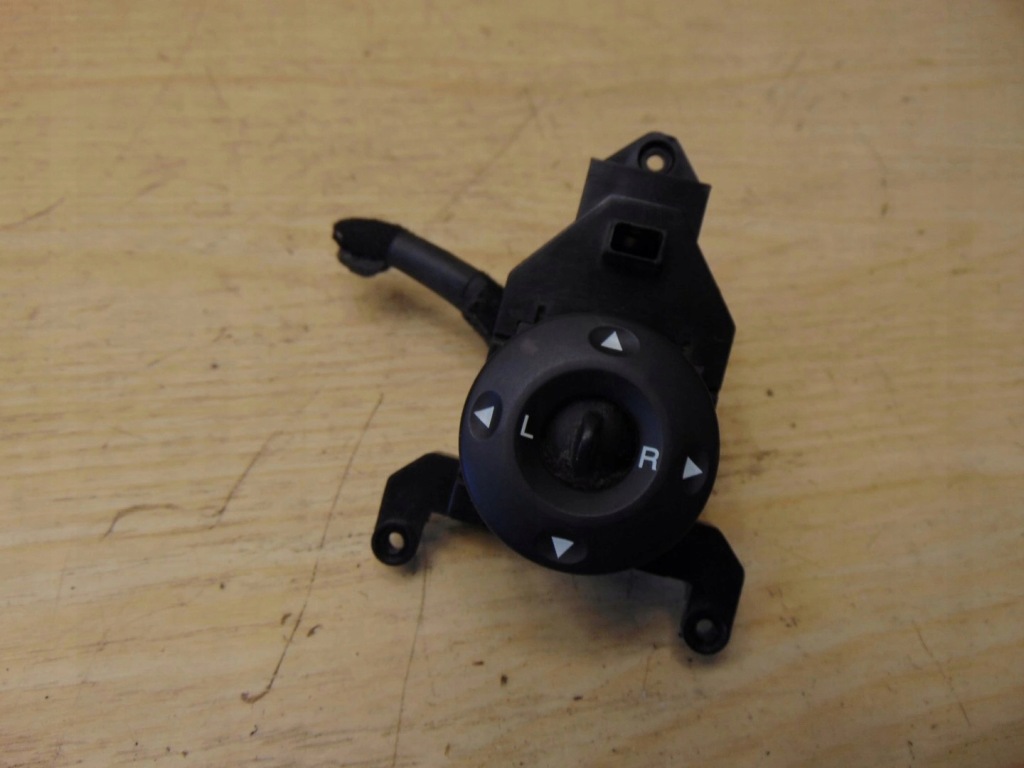 фото №1, Выключатель переключатель зеркал hyundai santa fe ii