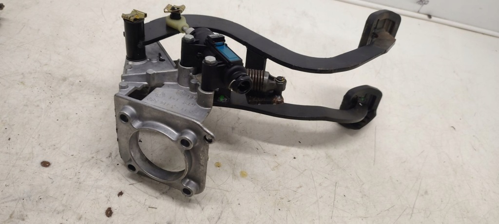 фото №6, Педали шланг сцепления bmw e83 x3 2,0d