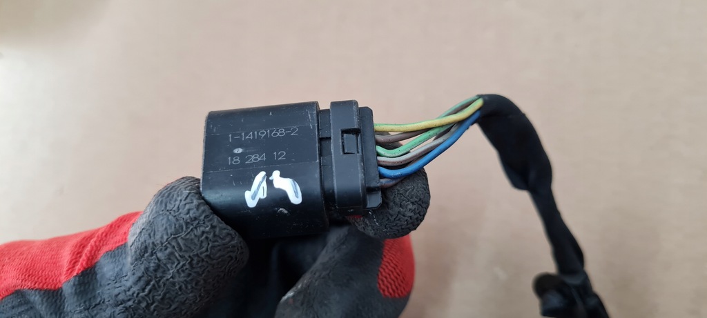 фото №6, Mustang vi lift gt колодка штекер з'єднувач 6 pin ford