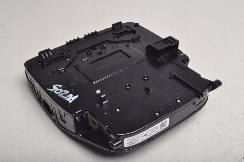 фото №9, Mercedes klasa c w205 освітлення лампа кабіни салону 0009008207