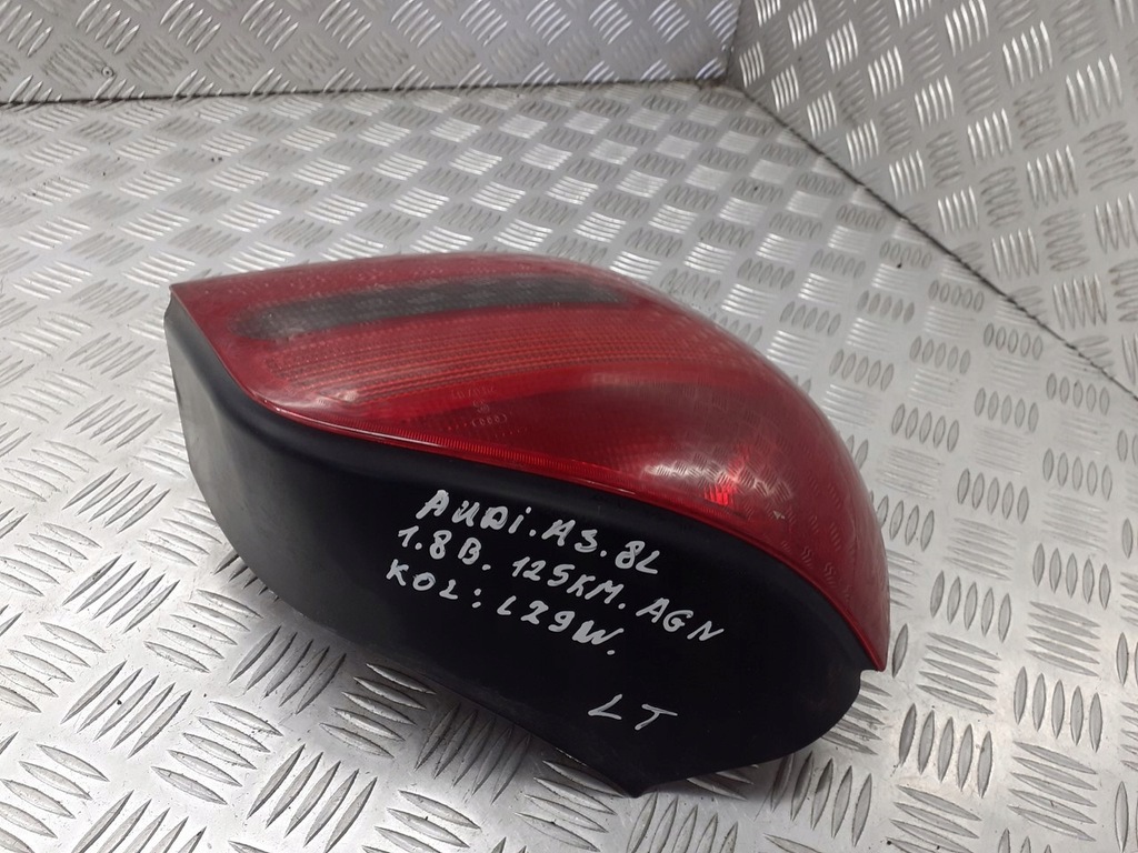 фото №3, Лампа левая задняя audi a3 8l