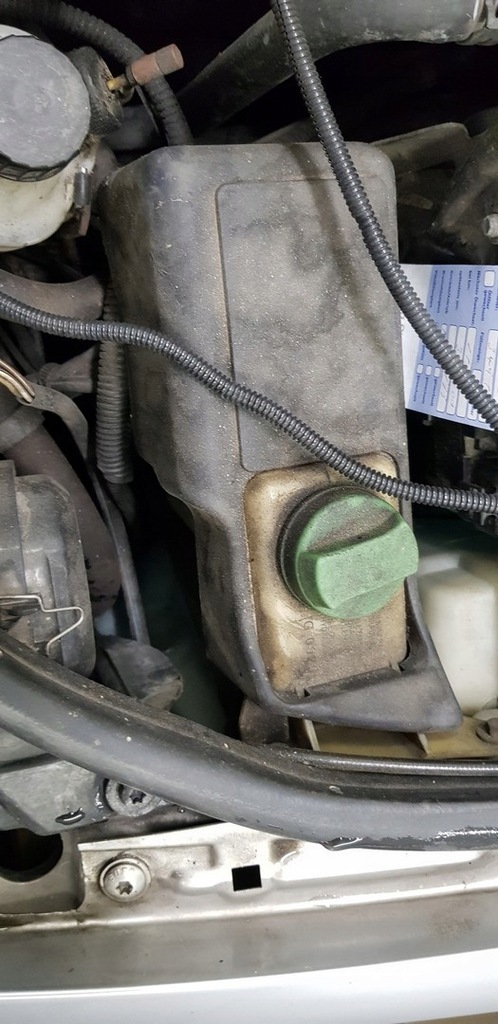 фото №5, Audi a4 b5 passat b5 бак жидкость усилителя