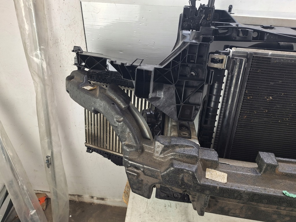 фото №5, Усилитель pas audi q7 sq7 ii 4.0 tdi 4m 4m0 2014-2020 оригинал оригинальный номер комплект