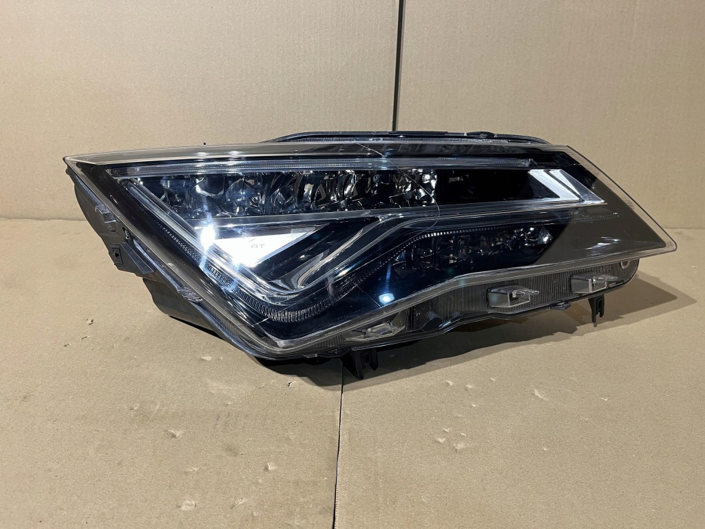Купить Seat ateca фара правый перед full led 576941008d