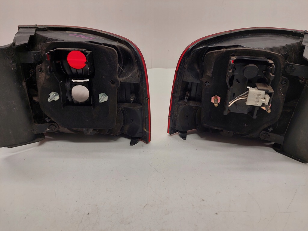 фото №7, Лампи задні ліва права fiat stilo kombi оригінальний номер